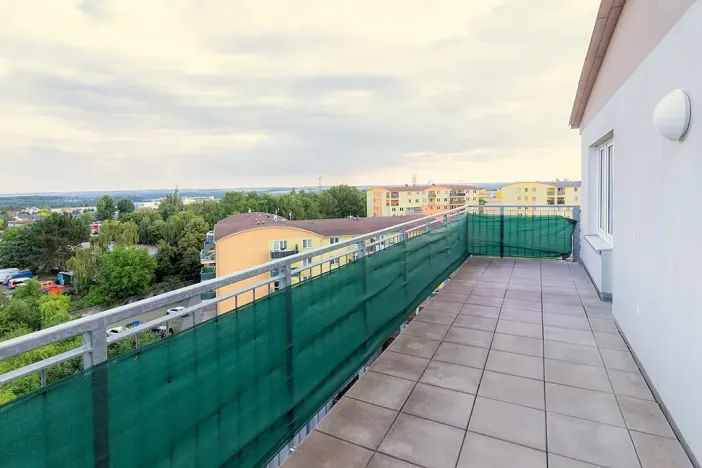 Pronájem bytu 2+kk, Klecany, V Honech, 46 m2