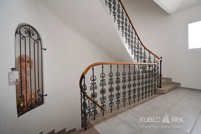 Pronájem bytu 2+1, Tábor, 9. května, 75 m2