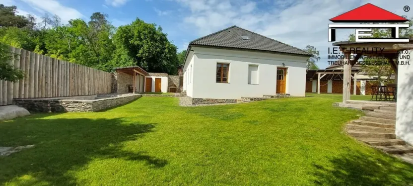 Pronájem rodinného domu, Babice, U Výmoly, 212 m2