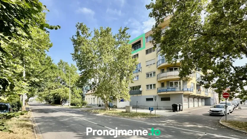 Pronájem bytu 1+kk, Znojmo, Mičurinova, 37 m2