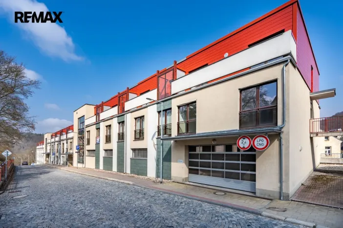 Prodej bytu 4+kk, Karlovy Vary, Libušina, 171 m2