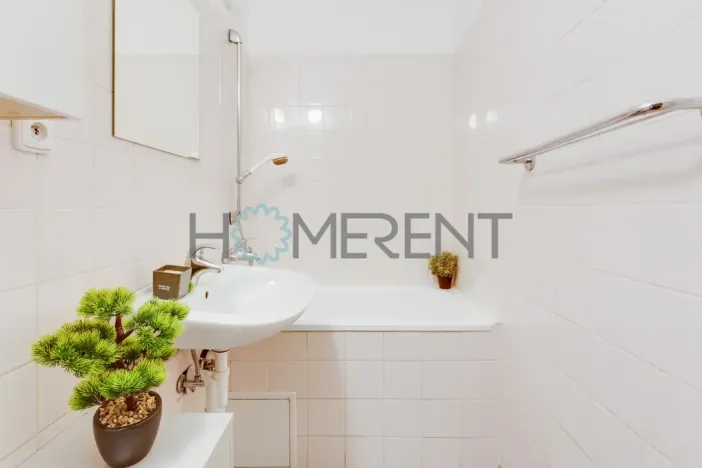 Pronájem bytu 2+kk, Praha, Generála Janouška, 43 m2