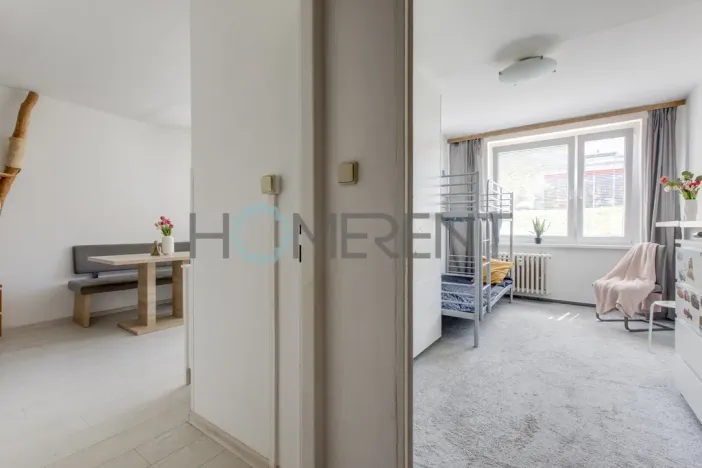 Pronájem bytu 2+kk, Praha, Generála Janouška, 43 m2