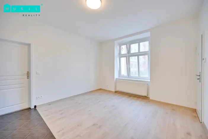 Pronájem bytu 2+kk, Olomouc, Šmeralova, 43 m2
