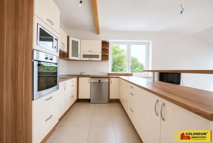 Prodej bytu 4+kk, Jedovnice, 131 m2