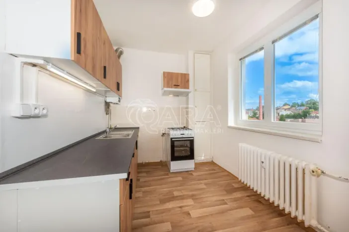 Pronájem bytu 2+1, Úpice, Seifertova, 50 m2