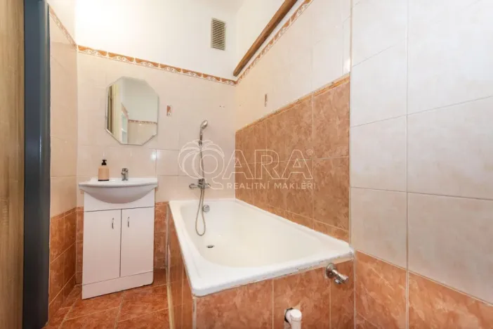 Pronájem bytu 2+1, Úpice, Seifertova, 50 m2