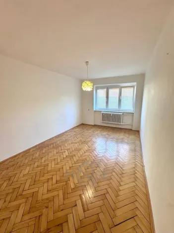 Prodej bytu 2+1, Praha - Žižkov, Jeseniova, 71 m2