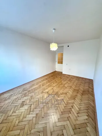 Prodej bytu 2+1, Praha - Žižkov, Jeseniova, 71 m2