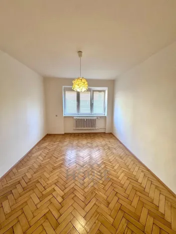 Prodej bytu 2+1, Praha - Žižkov, Jeseniova, 71 m2