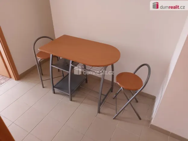 Pronájem bytu 1+kk, Karlovy Vary - Stará Role, Kryzánkova, 35 m2