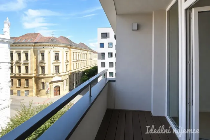 Pronájem bytu 1+kk, Brno, Přadlácká, 28 m2