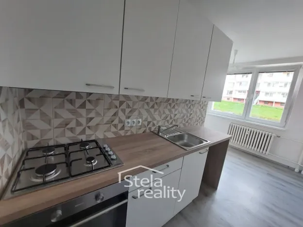 Prodej bytu 3+1, Bruntál, Dolní, 65 m2