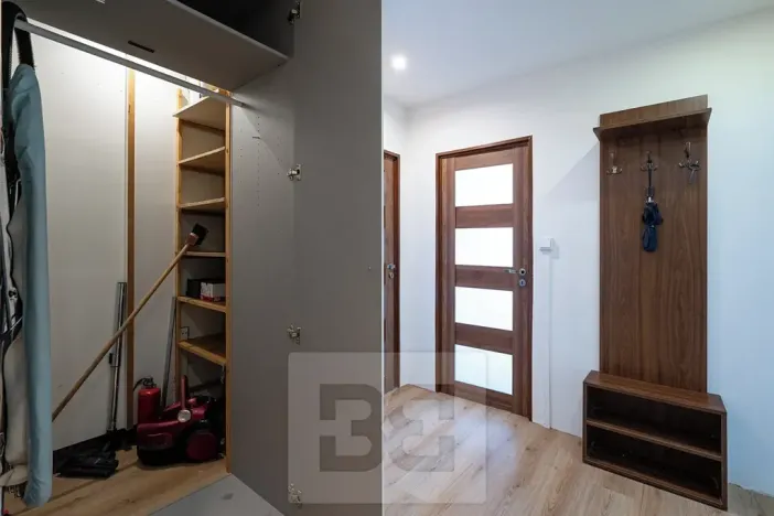 Pronájem bytu 3+kk, Praha - Černý Most, Kpt. Stránského, 64 m2