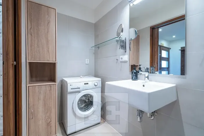 Pronájem bytu 3+kk, Praha - Černý Most, Kpt. Stránského, 64 m2