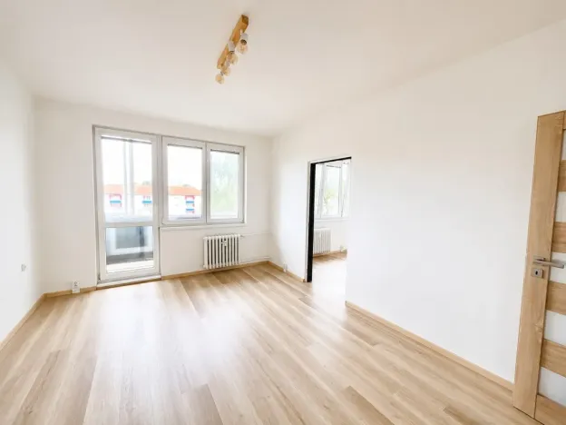 Pronájem bytu 2+1, České Budějovice - České Budějovice 3, Zachariášova, 57 m2