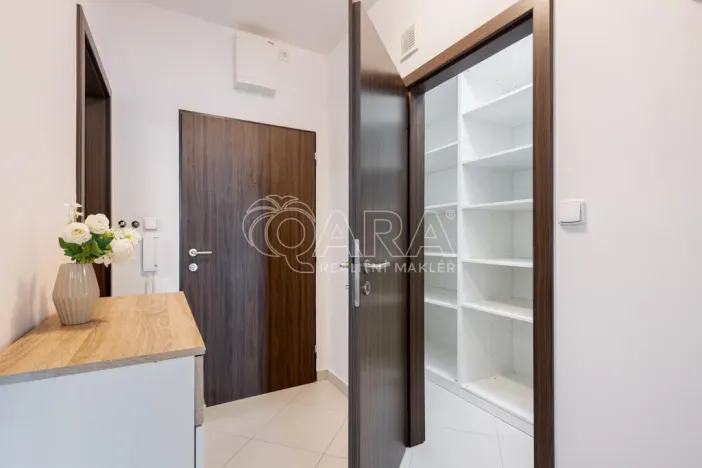 Prodej bytu 2+kk, Praha - Stodůlky, Svitákova, 67 m2