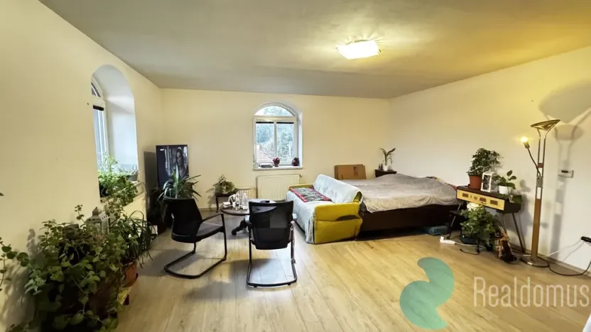 Pronájem bytu 2+1, Včelná, 79 m2