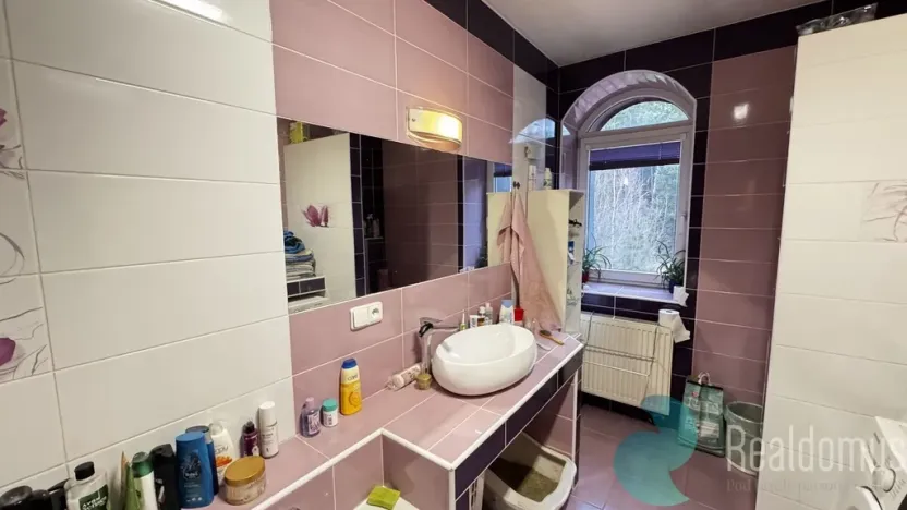 Pronájem bytu 2+1, Včelná, 79 m2