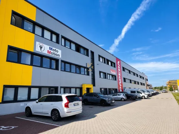 Pronájem obchodního prostoru, Praha - Horní Počernice, K Bílému vrchu, 554 m2