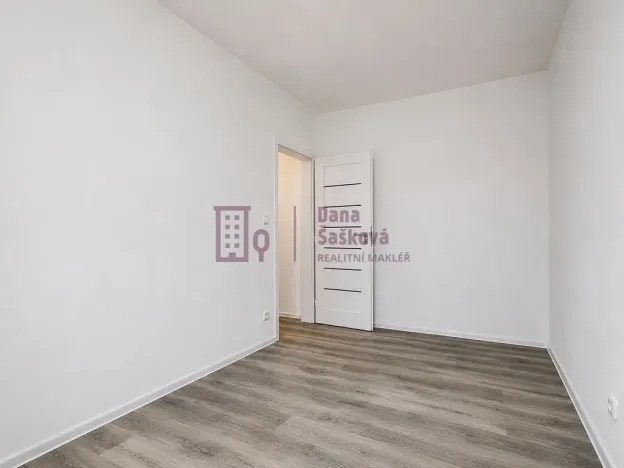 Pronájem bytu 3+kk, Jindřichův Hradec - Jindřichův Hradec I, nám. Míru, 57 m2