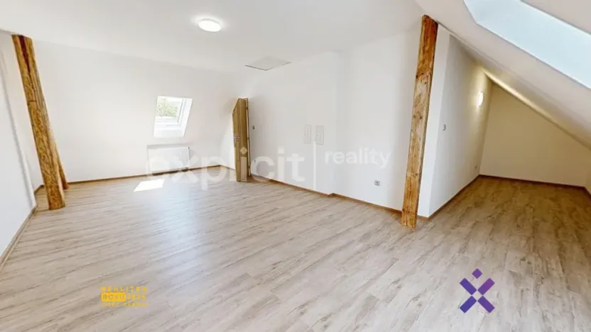 Pronájem rodinného domu, Lužná, 150 m2