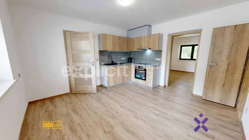 Pronájem rodinného domu, Lužná, 150 m2