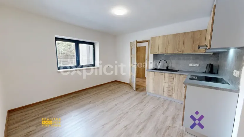 Pronájem rodinného domu, Lužná, 150 m2