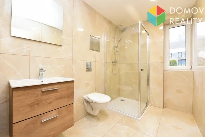 Prodej bytu 2+1, Králův Dvůr, Pod Hájem, 60 m2