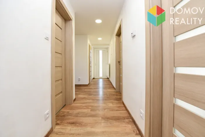 Prodej bytu 2+1, Králův Dvůr, Pod Hájem, 60 m2