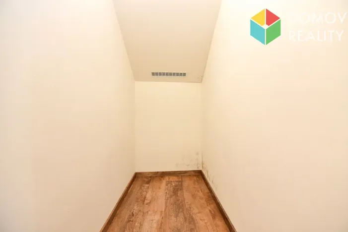 Prodej bytu 2+1, Králův Dvůr, Pod Hájem, 60 m2