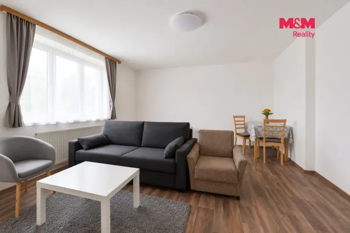 Pronájem bytu 1+1, Předměřice nad Labem, Hradecká, 45 m2