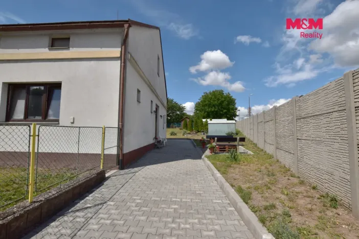 Pronájem bytu 1+1, Předměřice nad Labem, Hradecká, 45 m2