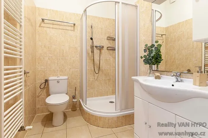 Prodej bytu 2+kk, Praha - Vokovice, Krátký lán, 53 m2