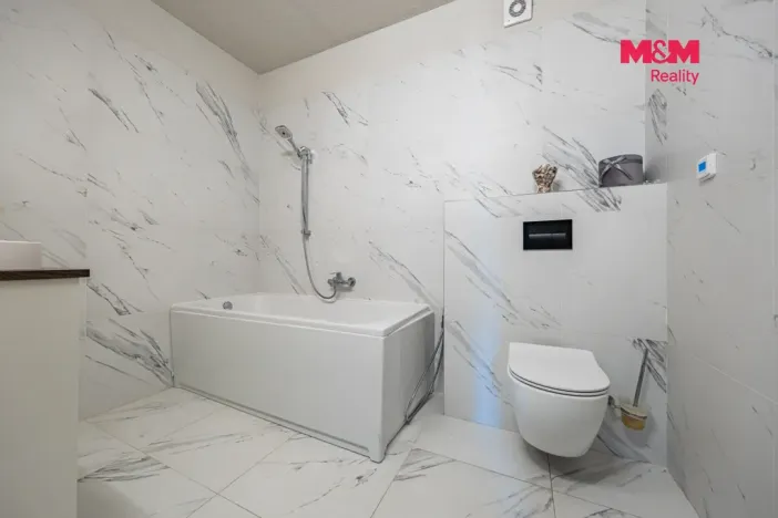 Prodej bytu 4+kk, Úvaly, Smrková, 142 m2