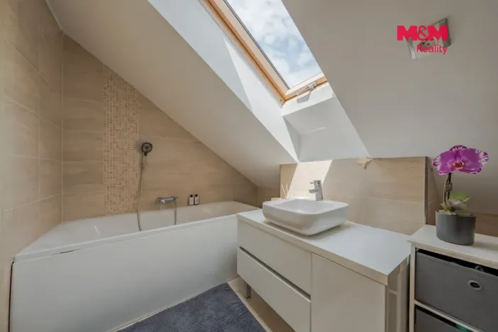 Prodej rodinného domu, Vsetín, Za Díly, 220 m2