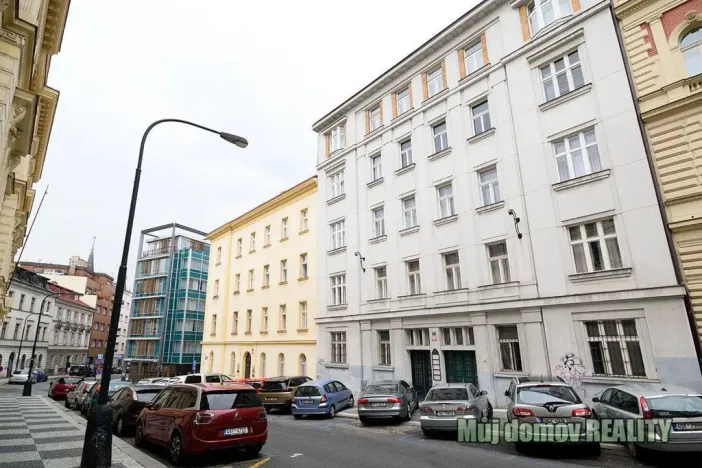 Pronájem bytu 1+1, Praha - Nové Město, Hálkova, 33 m2