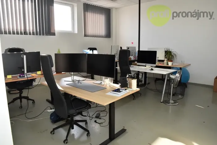 Pronájem výrobních prostor, Ostrava, Cihelní, 701 m2