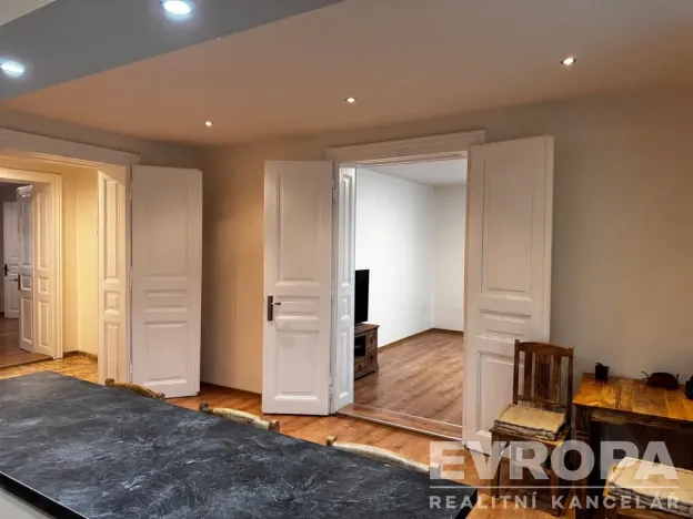 Pronájem bytu 5+kk, Liberec - Liberec IV-Perštýn, Košická, 123 m2