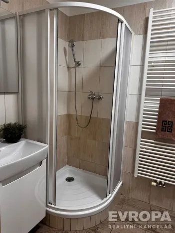 Pronájem bytu 5+kk, Liberec - Liberec IV-Perštýn, Košická, 123 m2