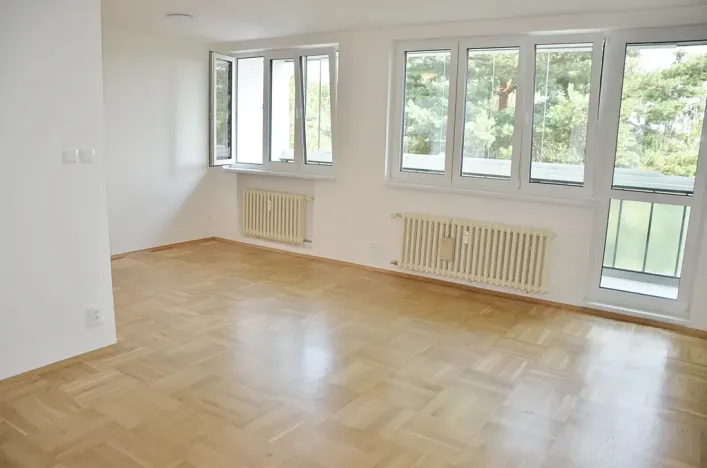 Pronájem bytu 3+1, Praha, Od Vysoké, 77 m2
