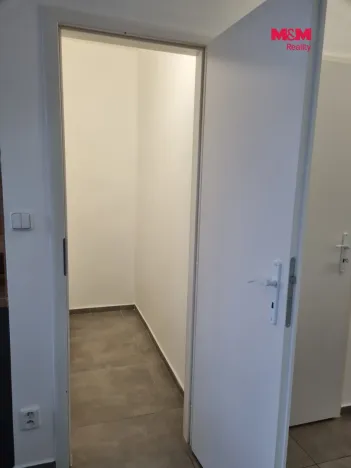 Pronájem bytu 1+1, Karviná, Urxova, 38 m2