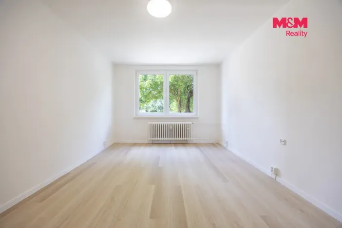 Prodej bytu 3+1, Klášterec nad Ohří, Školní, 64 m2