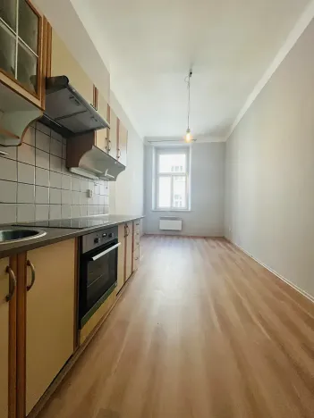 Pronájem bytu 1+1, Praha, 60 m2