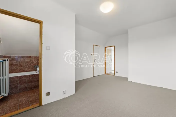 Prodej rodinného domu, Řevnice, Bezručova, 294 m2