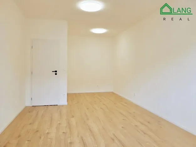 Pronájem bytu 2+1, Brno, Souběžná, 56 m2