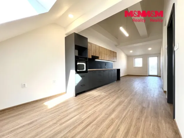 Pronájem bytu 2+kk, Krnov - Pod Bezručovým vrchem, Albrechtická, 60 m2