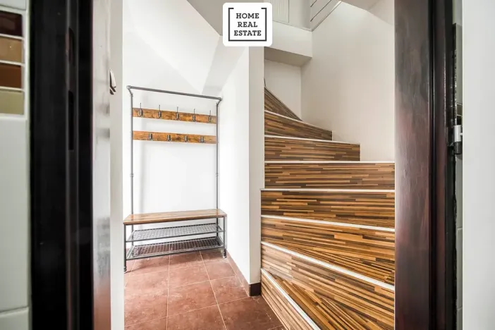 Pronájem rodinného domu, Praha - Dolní Měcholupy, U svornosti, 117 m2