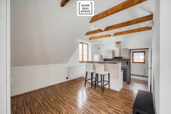 Pronájem rodinného domu, Praha - Dolní Měcholupy, U svornosti, 117 m2
