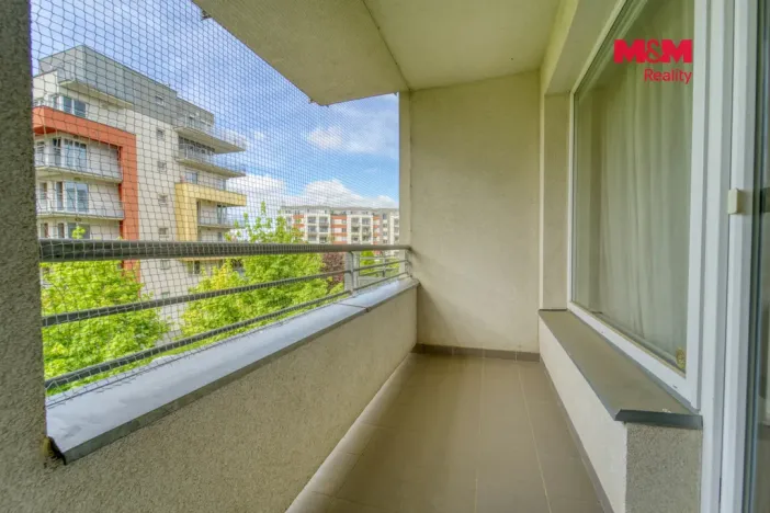 Prodej bytu 2+kk, Praha, Sazovická, 47 m2
